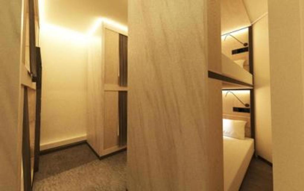 Hostel Capsule@hive Bugis *